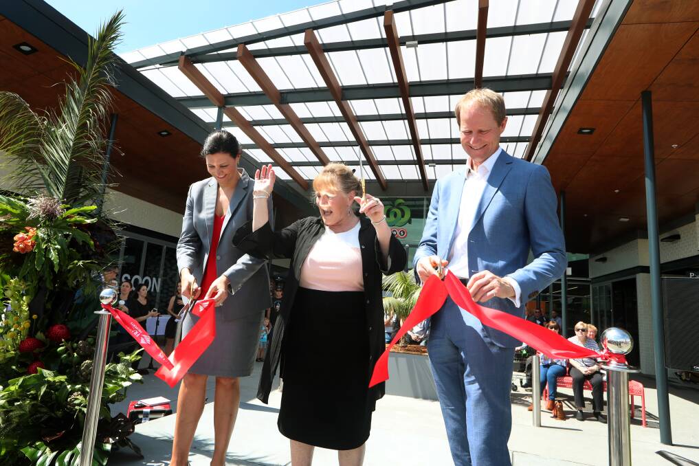 Open: Frasers Property's Joanne Russell, Glenn Colquhoun and Shellharbour Mayor Marianne Saliba opening Shell Cove town centre. Picture: Sylvia Liber