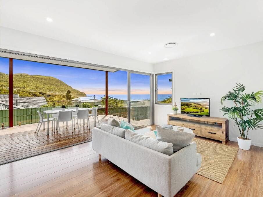 50 Lower Coast Road, Stanwell Park. 