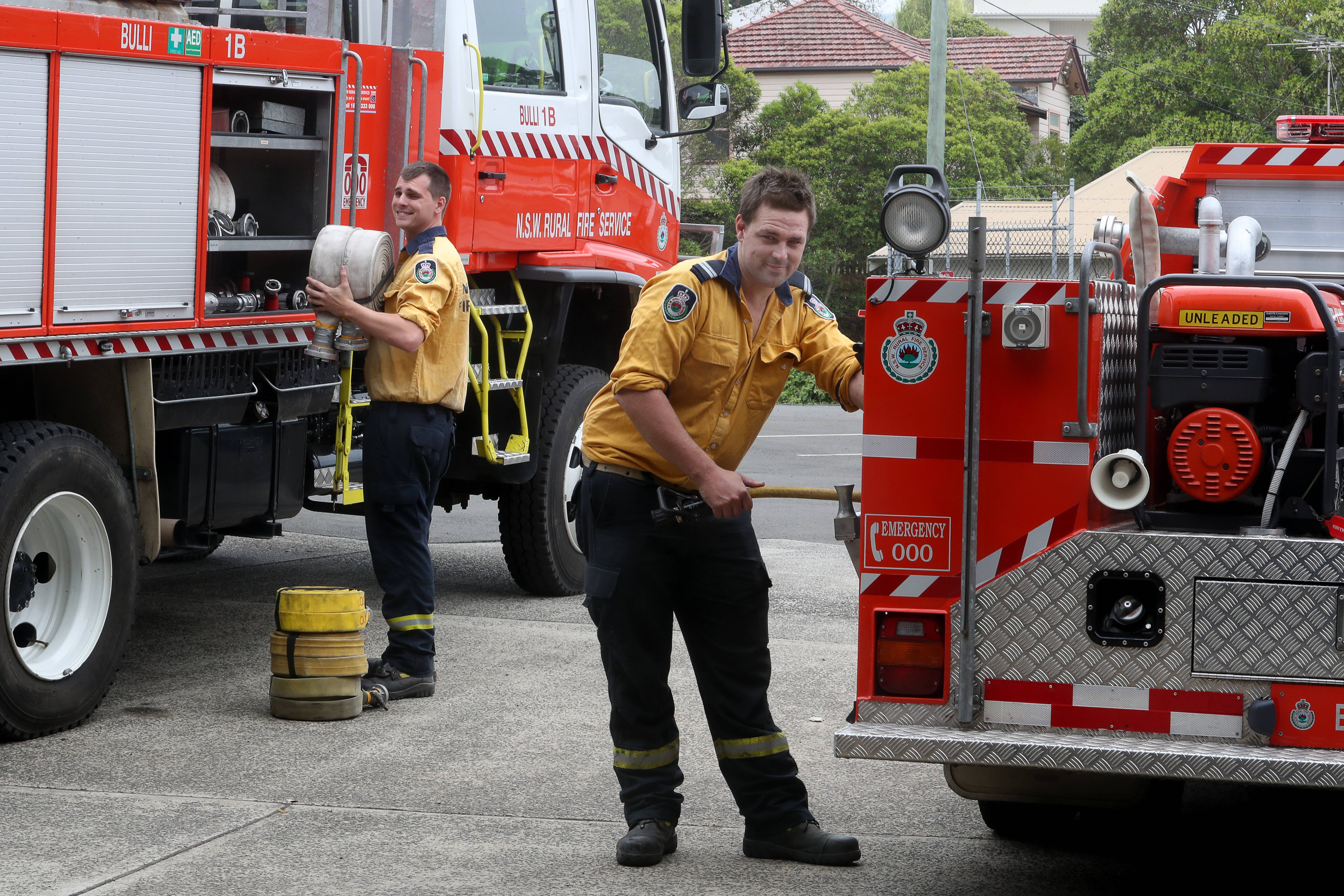Illawarra branch of the Rural Fire Service being deployed throughout NSW, Illawarra Mercury