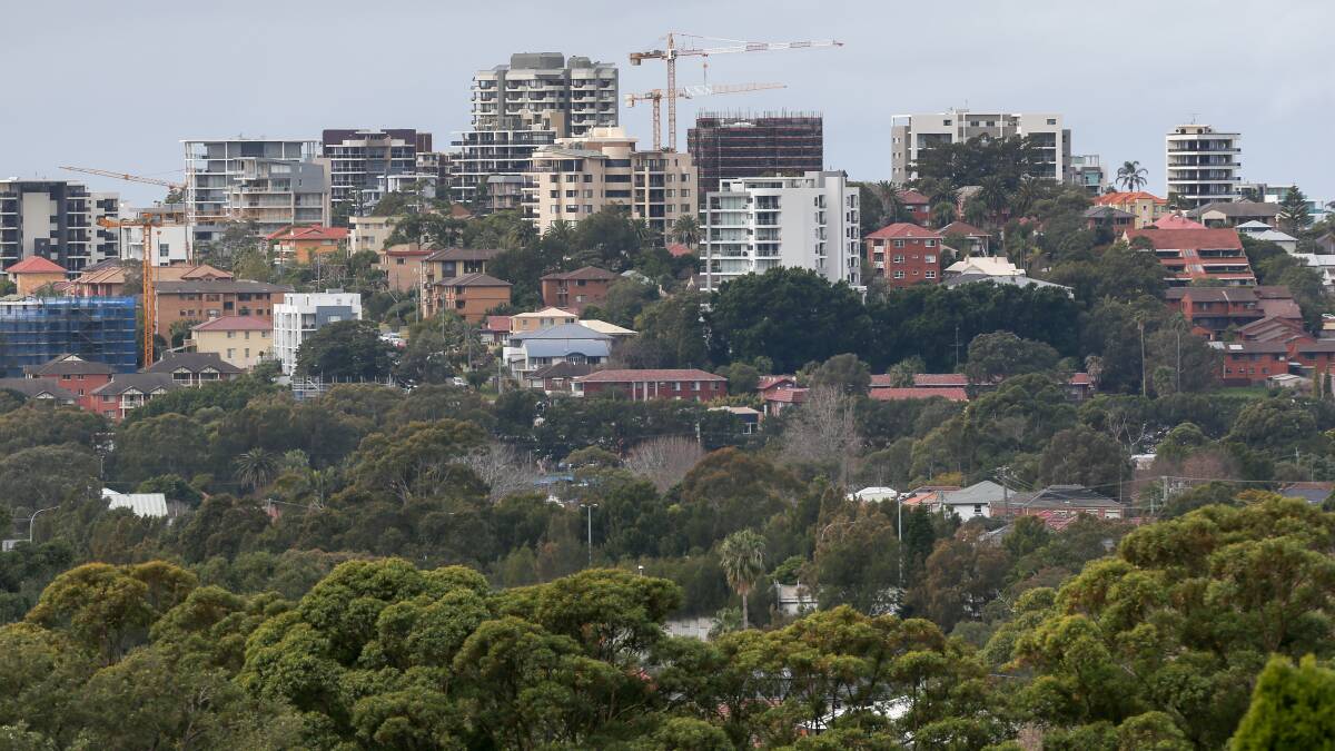 Illawarra housing boom over, property values drop 2%