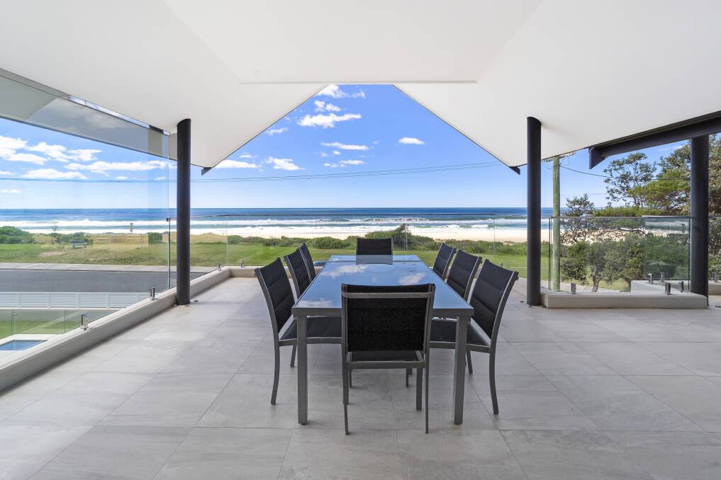 Former UOW Vice-Chancellor's beachfront home sells after 19 days on the market