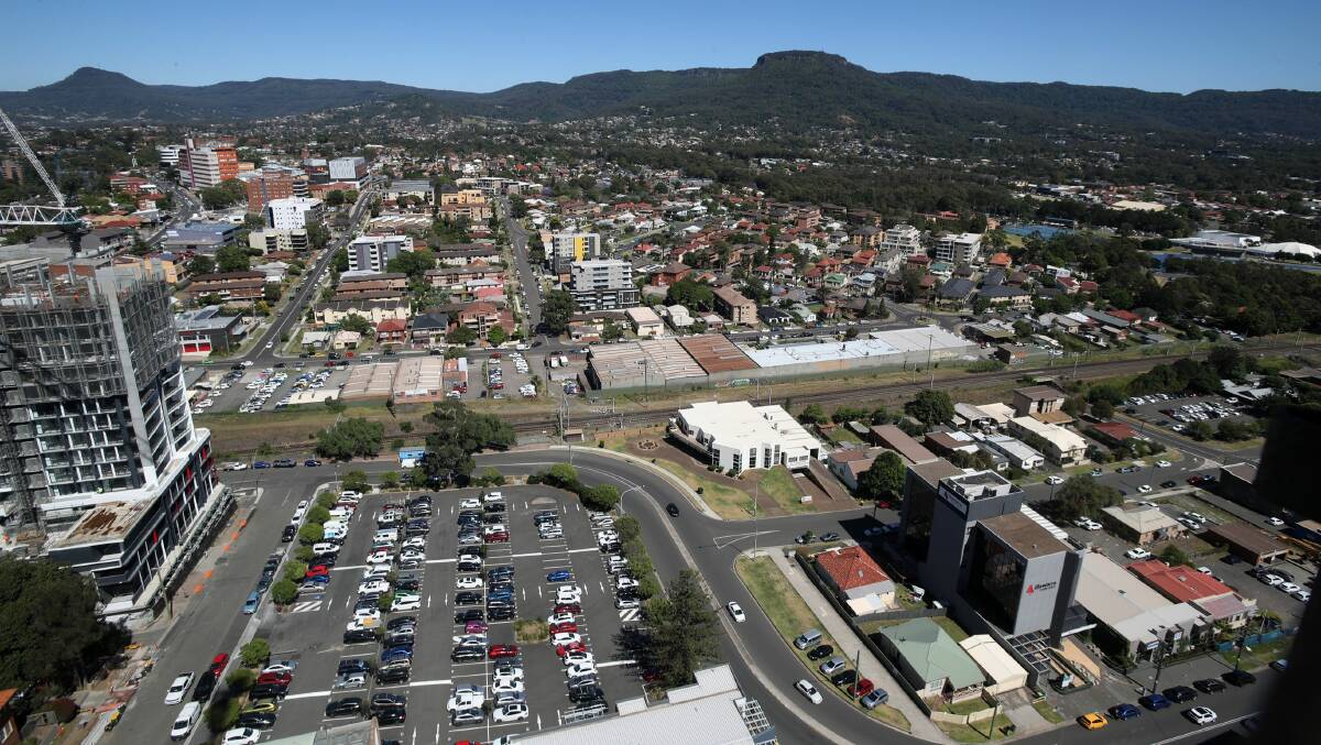 Lower building heights have been proposed for the CBD in order to protect views of Mount Keira and Mount Kembla. 