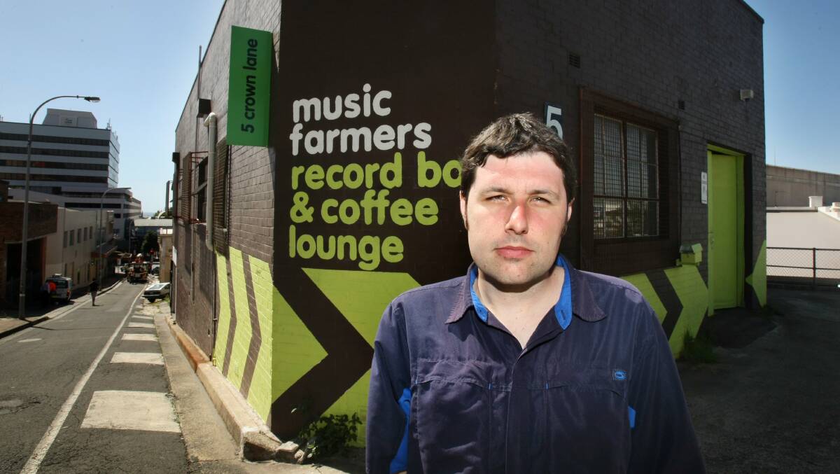 Jeb Taylor outside the Music Farmers store in late 2008. just weeks ahead of its closure with a final gig there on December 20. 