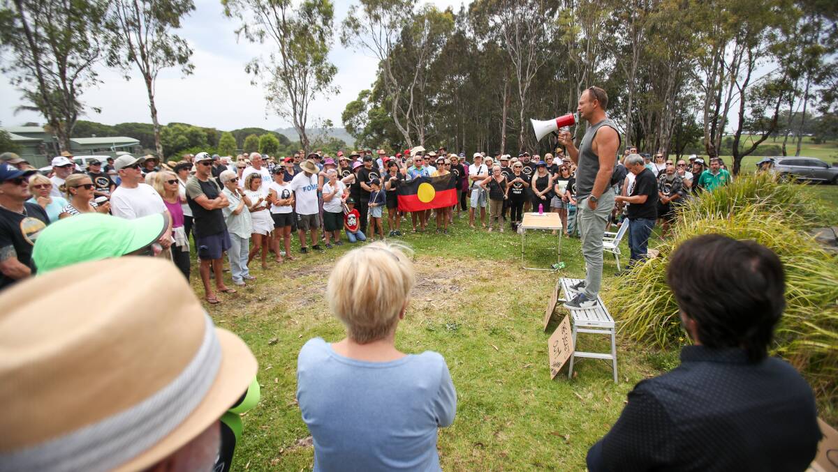Chris Homer addresses the crowd at the Save Killalea rally in November 2019.