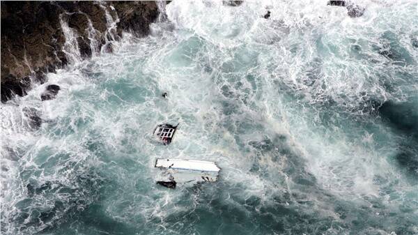 Wreckage from racing yacht Shockwave washes up on Flinders Island. 