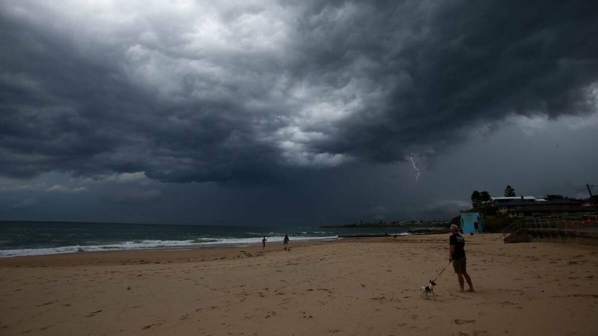 East coast low predicated to hit Illawarra early next week