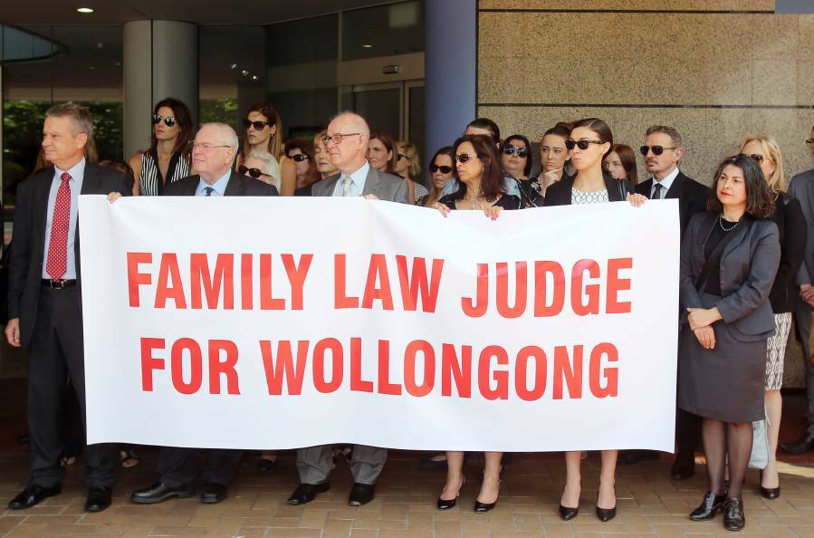  Wollongong family lawyers rallied for funding and a full-time judge at Federal Circuit Court in 2015.