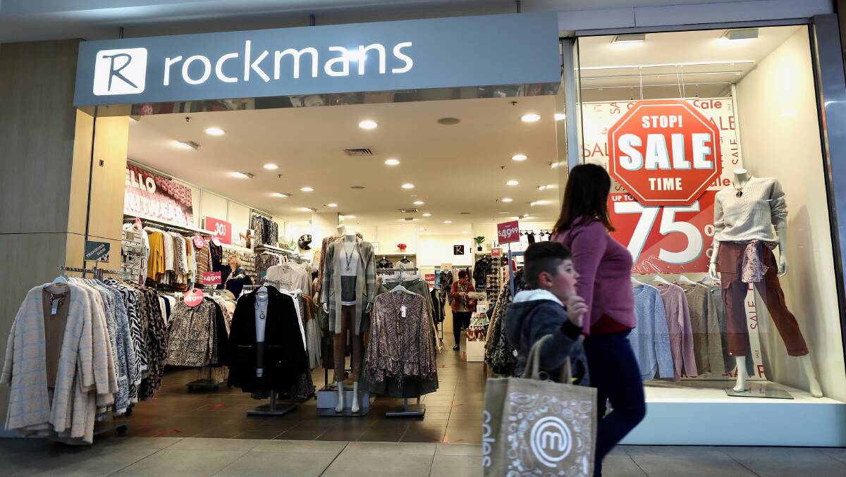 Retail workers at 30 Illawarra stores owned by Mosaic Brands remain in limbo following the company's announcement to close up to 500 stores across Australia.