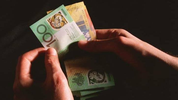 The federal government will provide financial help for families struggling to pay their power bills.
