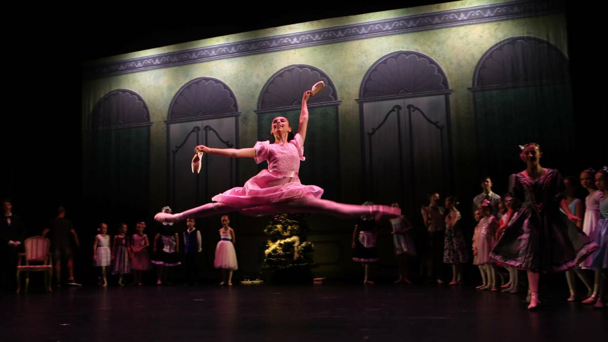 ‘So sad it’s gone’: Beloved Corrimal ballet studio takes its final bow