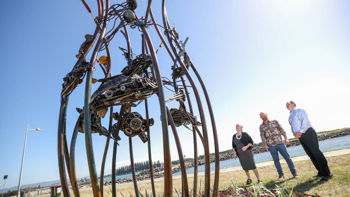 New 4m-high sculpture on Shellharbour's art trail unveiled