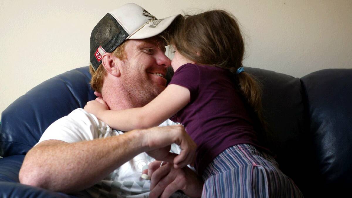 Lance Thompson with his then four-year-old daughter Shalisse in 2005.