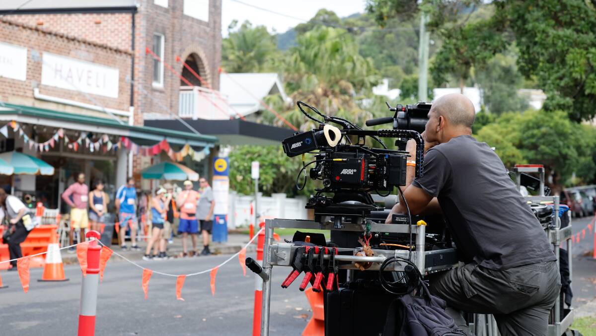 A large crew for BBC murder mystery series Return to Paradise filming outdoor scenes in Austinmer. Picture by Anna Warr