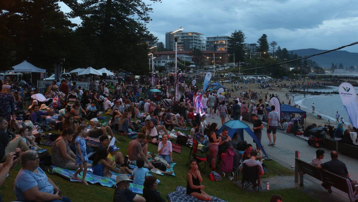 All the photos from Wollongong’s New Year’s Eve party