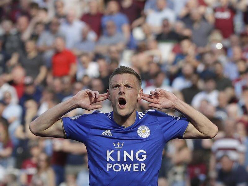 Leicester's Jamie Vardy scored twice to inflict a third straight EPL defeat on Arsenal.