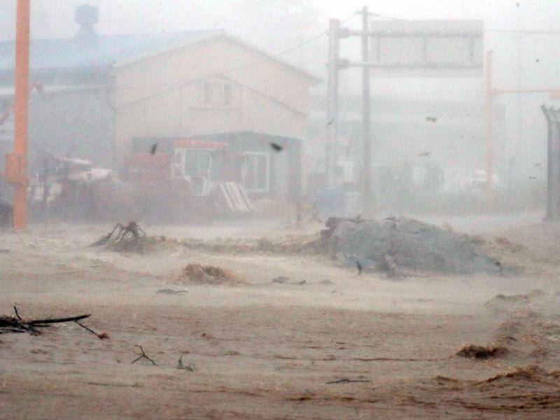 Typhoon Hinnamnor has lashed southern parts of South Korea, leaving one dead. (EPA PHOTO)
