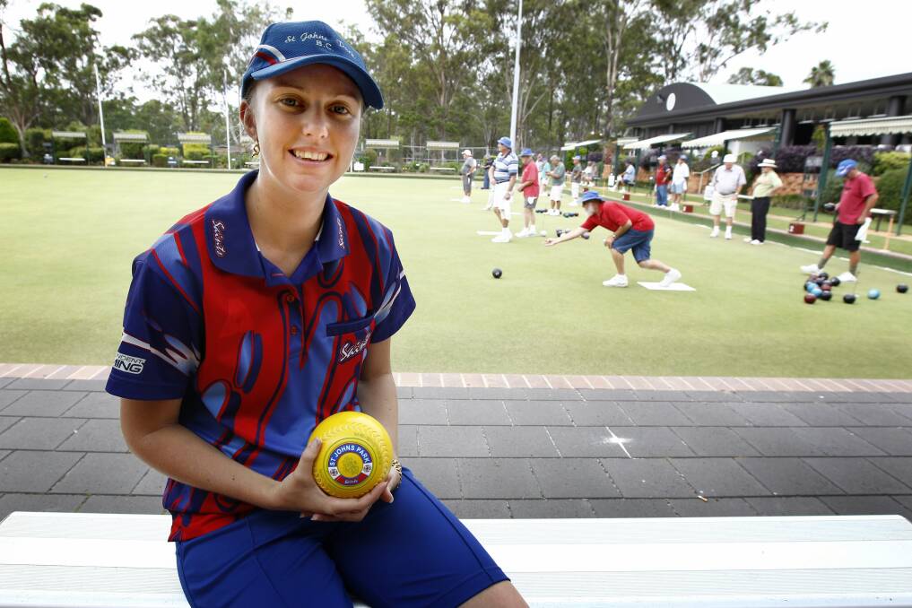 Australian star Kelsey Cottrell helped the Women's NSW team to an upset win over Warilla in the NSW Champions League on the indoor carpet at Warilla.