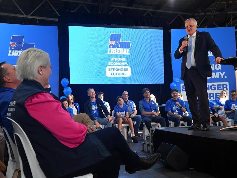 Scott Morrison is wooing older voters by announcing expanded access to the seniors card.