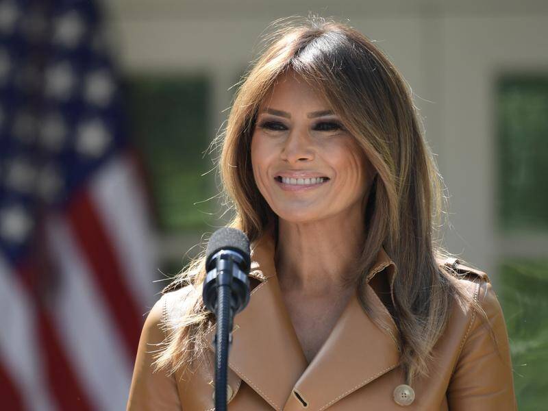 US first lady Melania Trump has returned to the White House after treatment for a kidney condition.