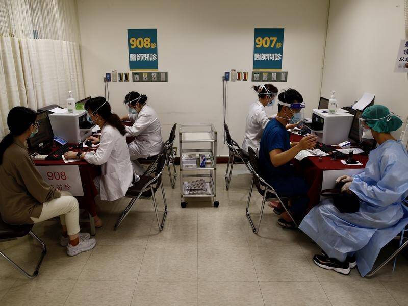 Taiwan has unveiled details of a mass vaccination plan to cover 1.7 million people a week.
