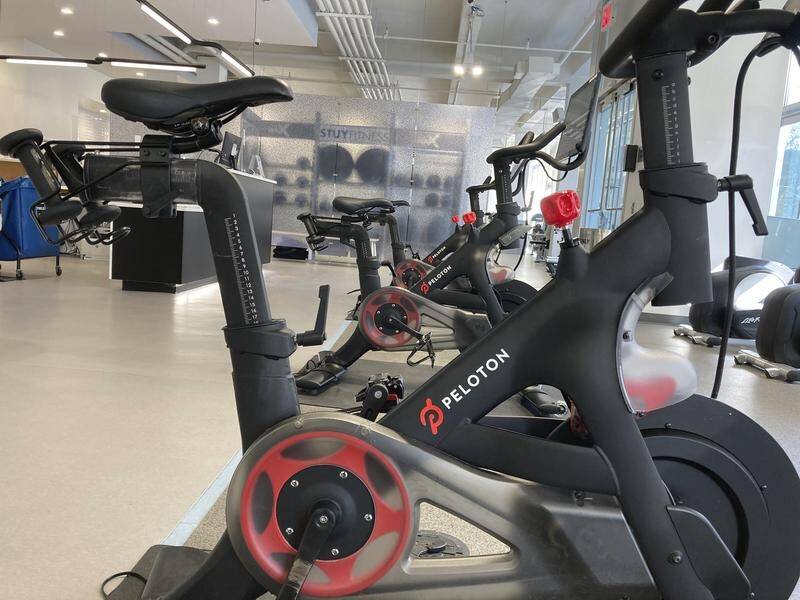 Peloton's CEO has apologised for the firm's reaction to a report from a US consumer regulator.