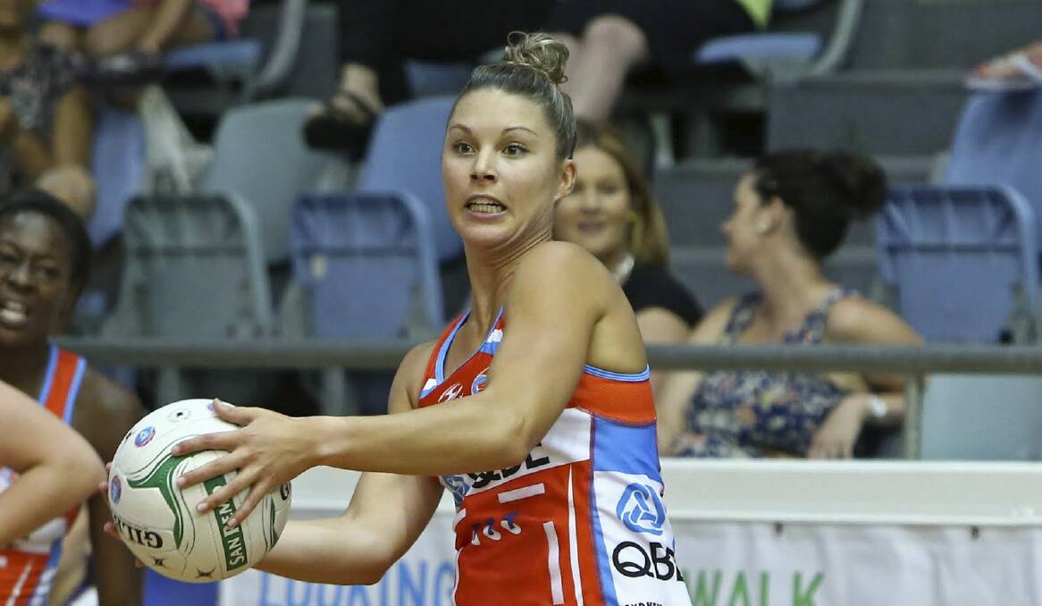 Taylah Davies playing with the NSW Swifts in preseason 2014. The Illawarra star has earned a contract with the Swifts for next year. Picture: SMP IMAGES