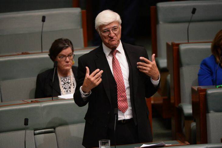 Bob Katter speaks to the frustration in the community over the citizenship crisis fedpol . Pic Nick Moir 6 dec 2017