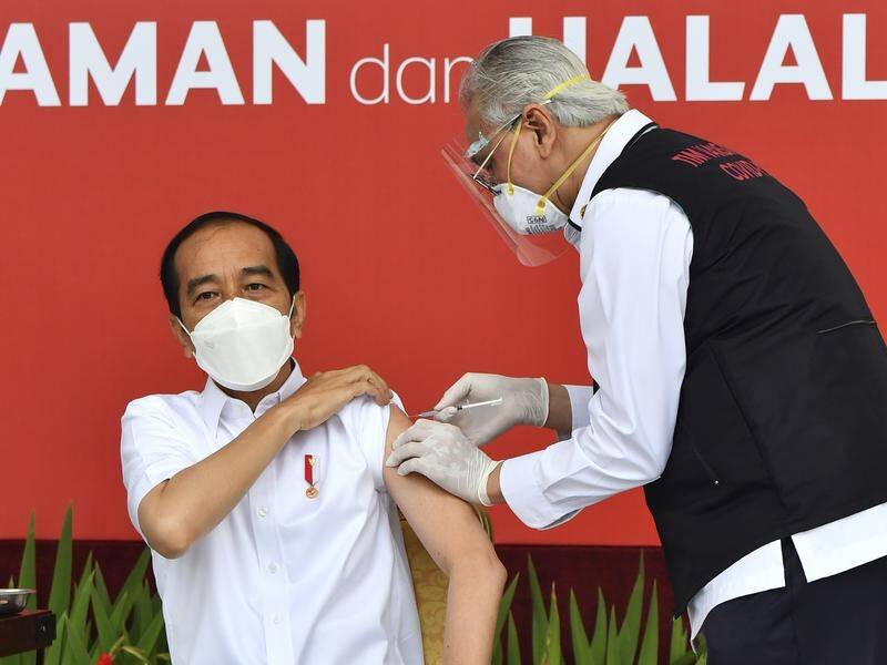 Indonesian President Joko Widodo has received the first shot of a Chinese-made COVID-19 vaccine.