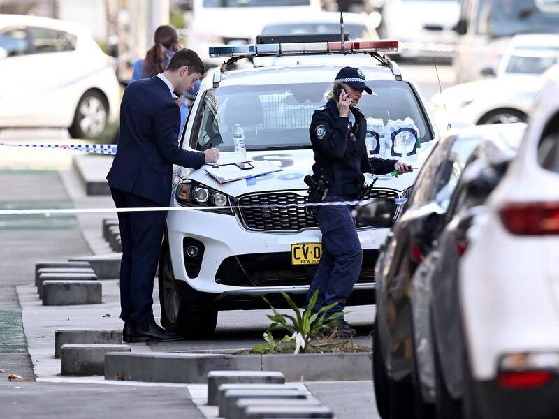 NSW Police are at the scene of the fatal shooting of a main in Sydney's Bondi Junction. (Dan Himbrechts/AAP PHOTOS)