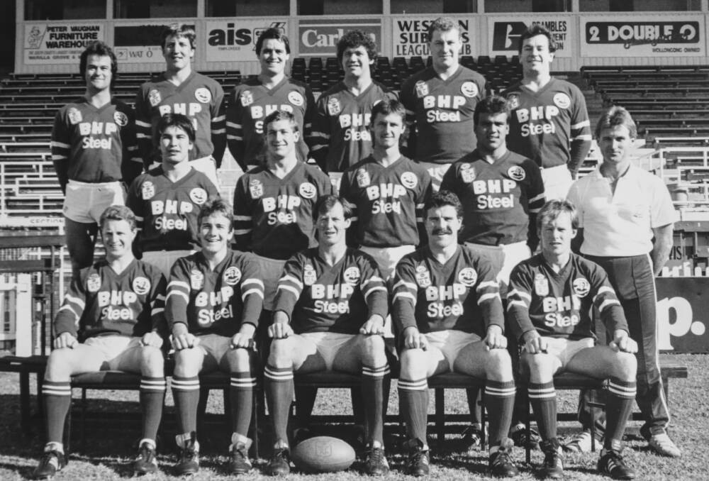 The 1986 Illawarra Steelers team photo, the first year BHP came on board as sponsor.