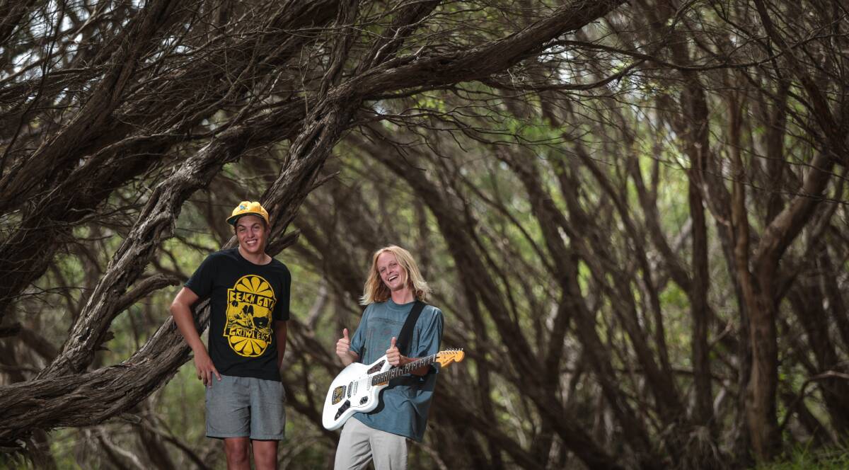 Windang rockers Hockey Dad are about to embark on a national tour, and will play at the Rad Bar on June 14 and 20. Picture: ADAM McLEAN
