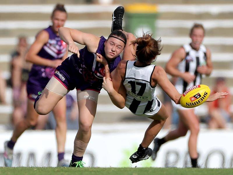 Fremantle remain undefeated to start the AFLW season after a hard-fought win over Collingwood.