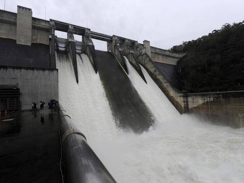 Govt's plan to bend the rules over damage caused by Warragamba Dam wall raising