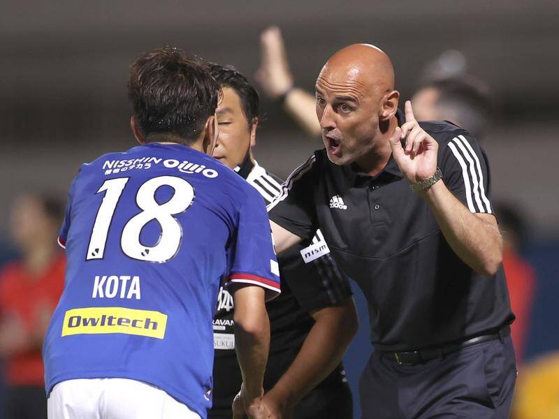 Australian Kevin Muscat (r) is chasing Asian Champions League success with Yokohama F Marinos. (AP PHOTO)