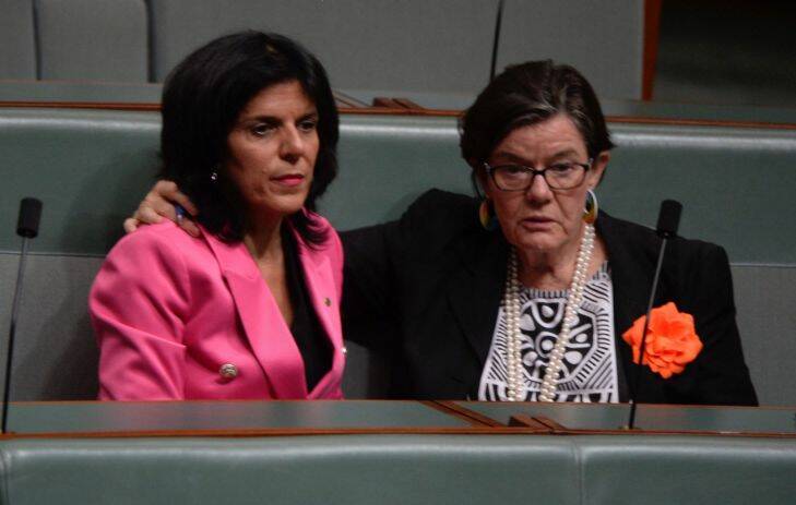 Julia Banks MP with Cathy McGowan in house of reps fedpol . Pic Nick Moir 6 dec 2017