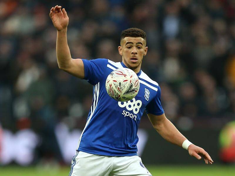 Southampton have signed Birmingham City's Che Adams on a five-year contract.