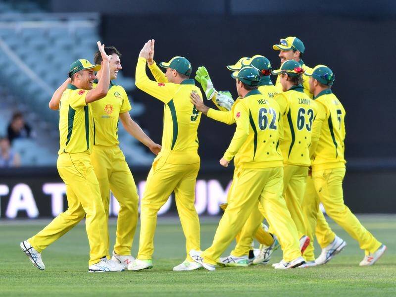 Australia ended a woeful run of ODI results by squaring the series with South Africa in Adelaide.