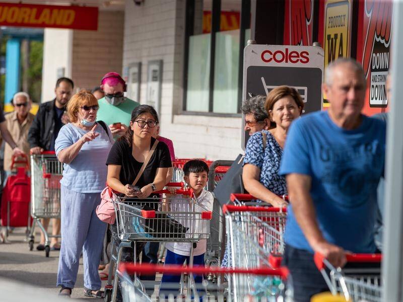 Shoppers have rushed to stores in Perth ahead of a lockdown triggered by the latest COVID outbreak.