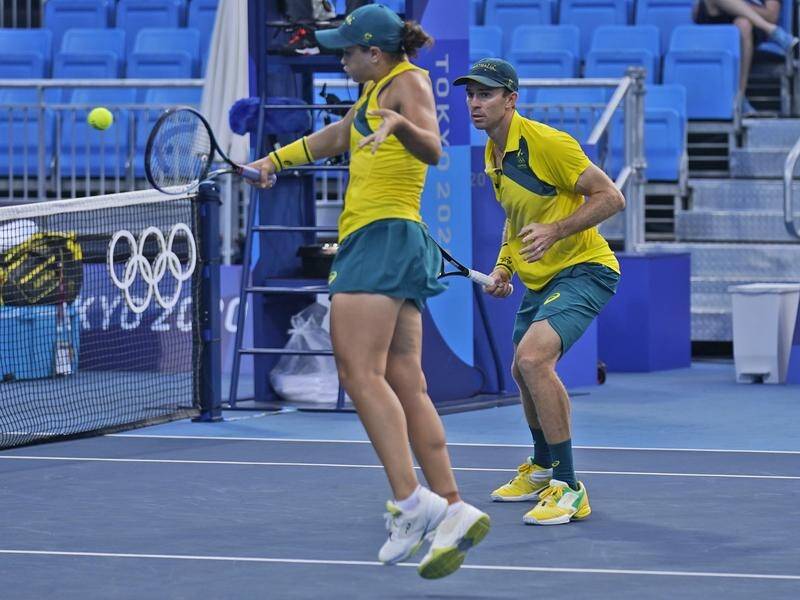 Australia's Ash Barty and John Peers are through to the Tokyo Olympic mixed doubles semi-finals.