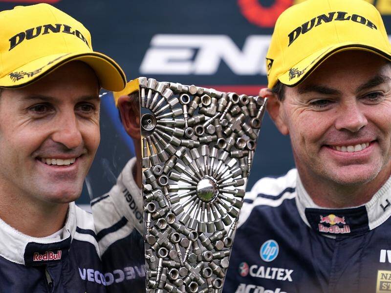 Jamie Whincup (l) and Craig Lowndes will partner for the second year running at Bathurst.