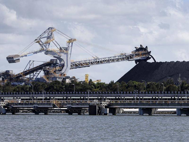 NSW is tipped to miss emissions-reduction targets, prompting calls to cut back coal mine expansions. (Darren Pateman/AAP PHOTOS)