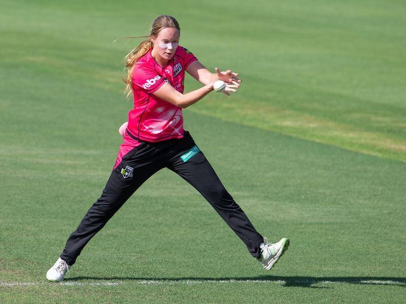 Lauren Cheatle has been included in Australia's ODI squad for the series against New Zealand.
