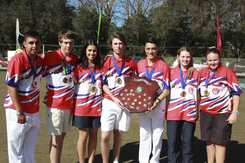  Illawarra's gold-medal winning squad (left to right) Dylan Skinner, Jarrod Beckford, Madeline Goncalves, Danyon Christie, Jayden Tzortzis, Kayleigh Darlington and Dawn Hayman.