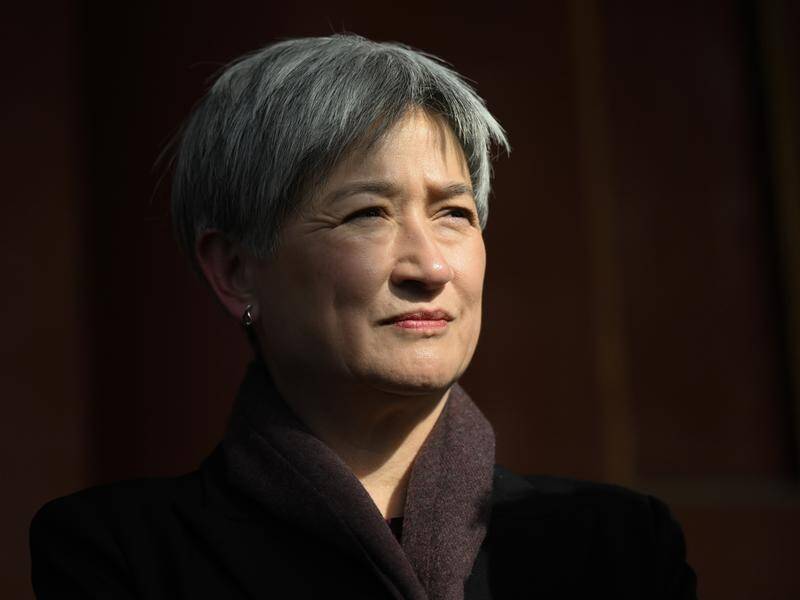 Foreign Affairs Minister Penny Wong says 62 Australians have now made it out of Gaza. (Lukas Coch/AAP PHOTOS)