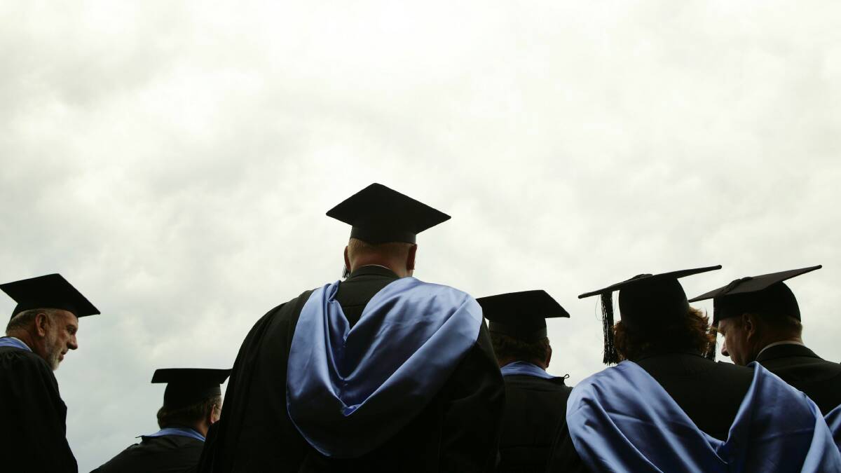 Graduates overseas should repay HECS, sector says