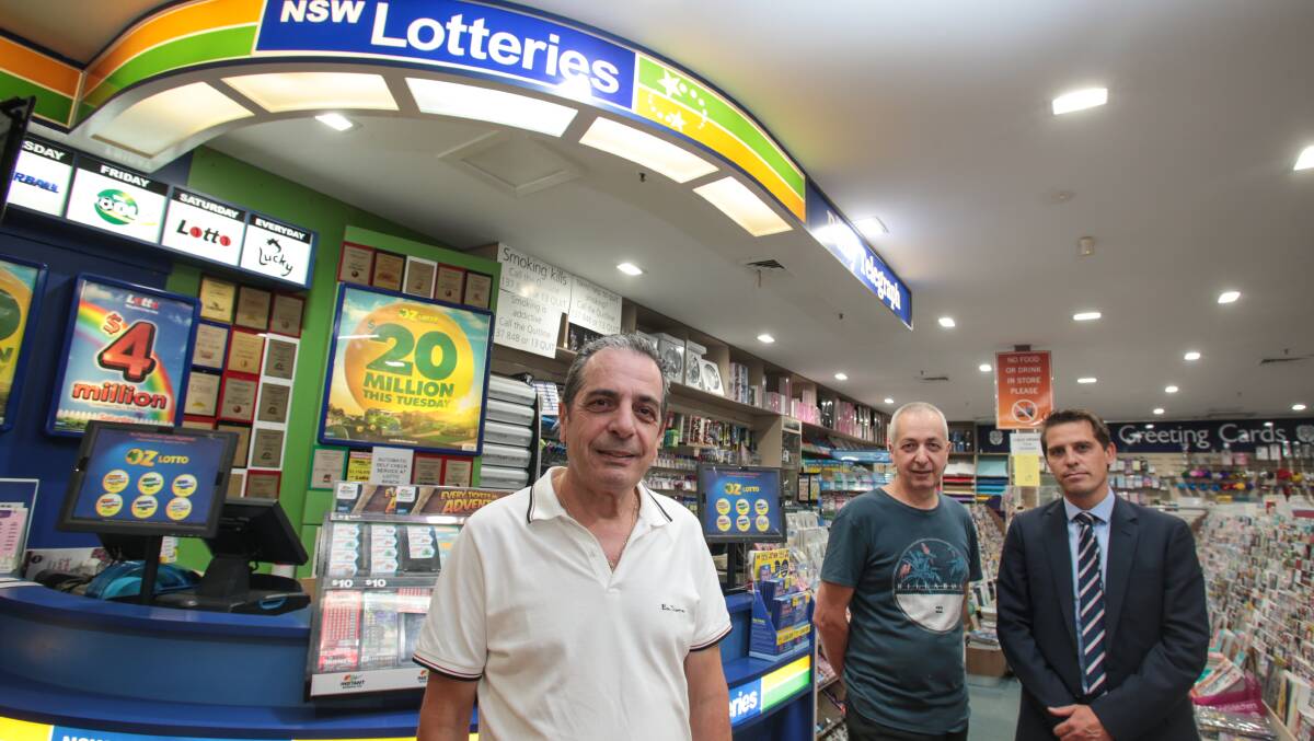 Status quo: Robert and Serge Ciraudo, of  Corrimal Court Newsagency, with Keira MP Ryan Park, on Tuesday. Picture: ADAM McLEAN