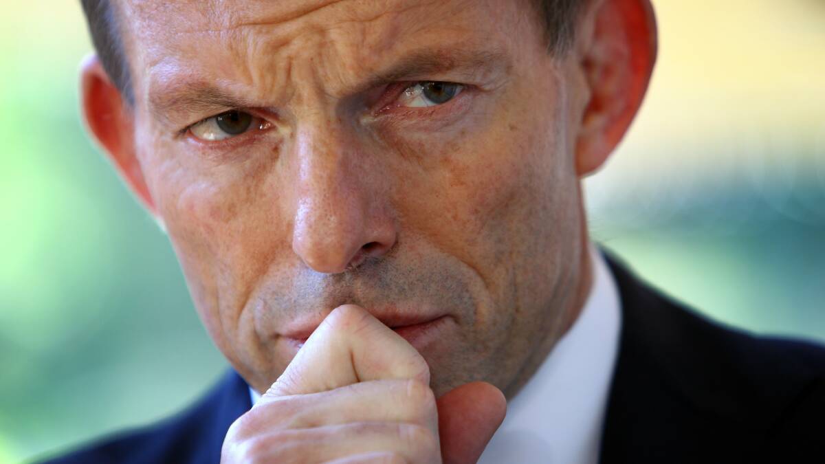 Missing Malaysian Airlines flight MH370: PM Tony Abbott says satellite images could be wreckage of crashed plane
