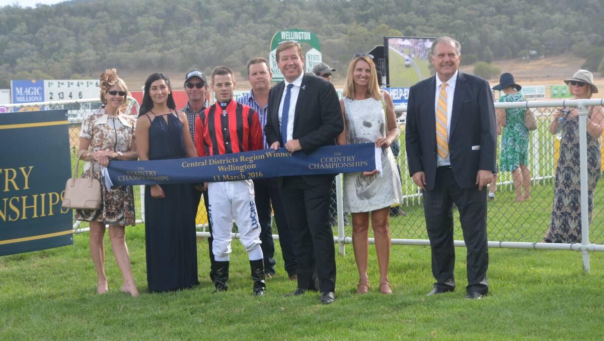 Connections of Pera Pera with NSW Deputy Premier Troy Grant, His wife Toni and far right Racing NSW Chairman John Messara