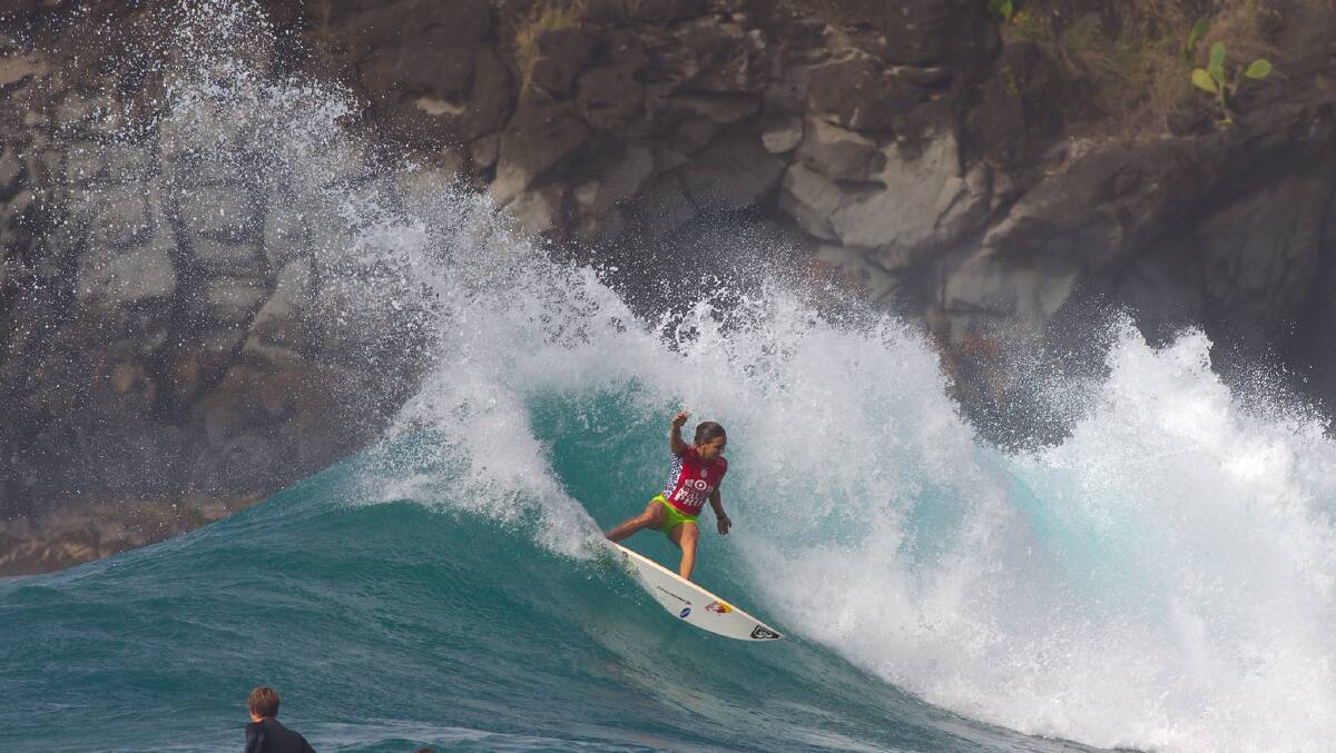 Close: Sally Fitzgibbons at the Maui Pro. Picture: LAURENT MASUREL/ASP