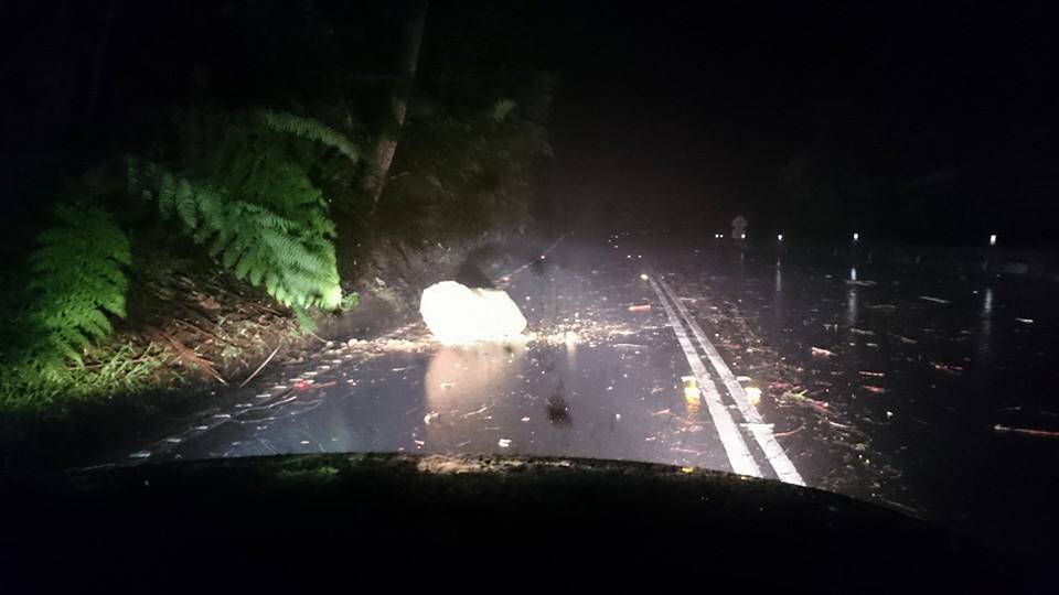 A photo taken on Macquarie Pass last night by a resident.